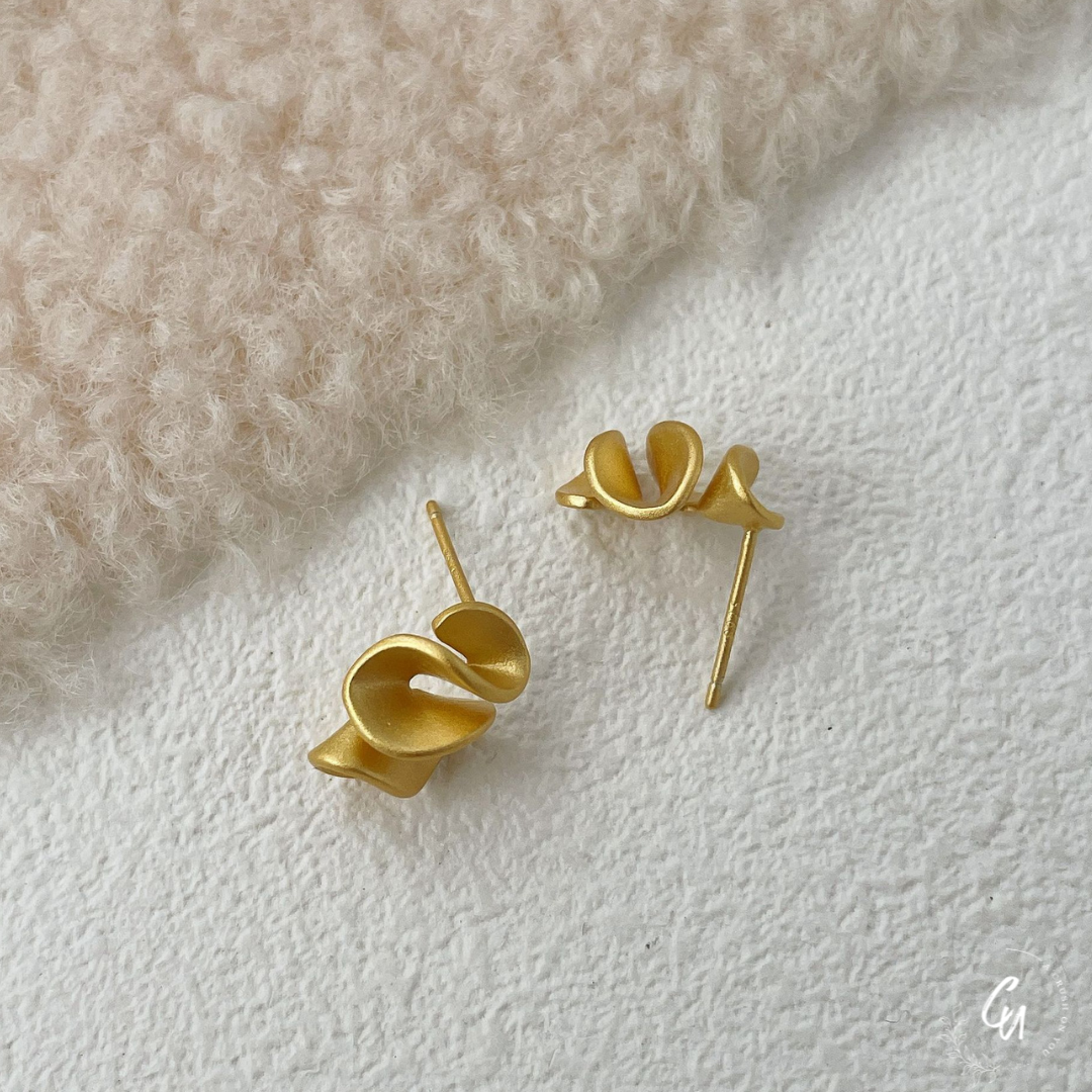 【1/15(水)〜NEW】Minimal Ruffle Pierce