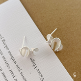[1/15 (Wed) - NEW] Minimal Ruffle Pierce