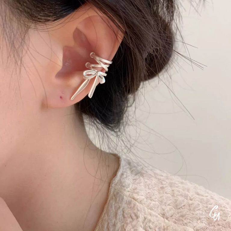【4/28(月)〜再入荷】Ribbon Earcuff