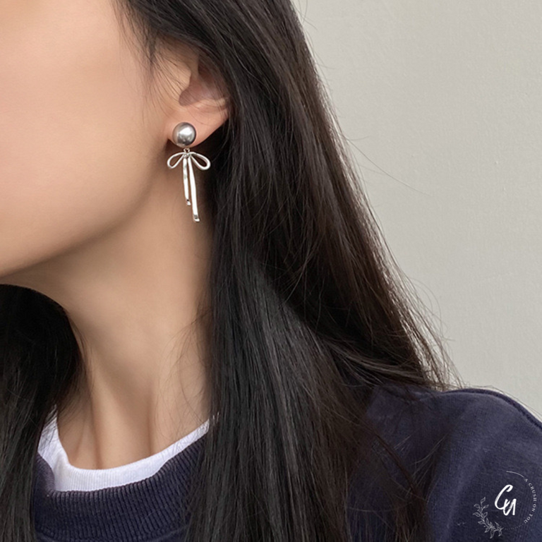 【4/28(月)〜再入荷】Pearl Ribbon Pierce