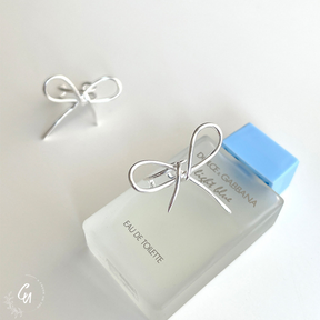 [7/26 (Fri) - NEW] Ribbon Twist Earcuff