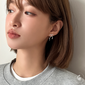 [7/26 (Fri) - NEW] Ribbon Twist Pierce