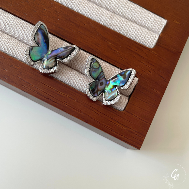 Shell Zircon Butterfly Pierce