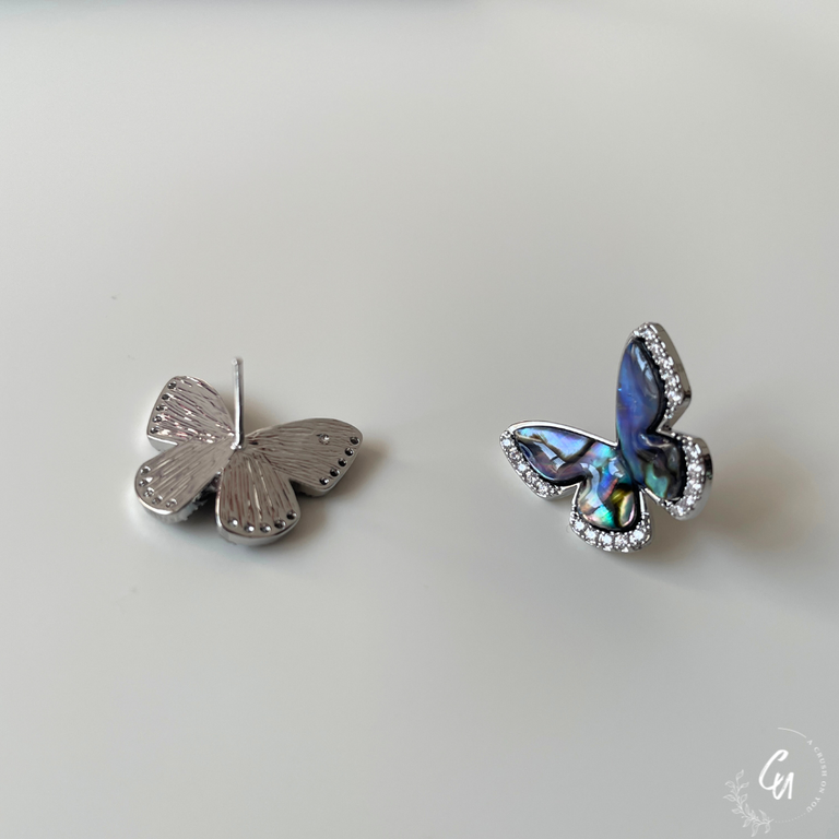 Shell Zircon Butterfly Pierce