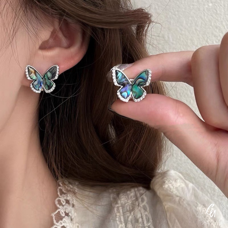 Shell Zircon Butterfly Pierce