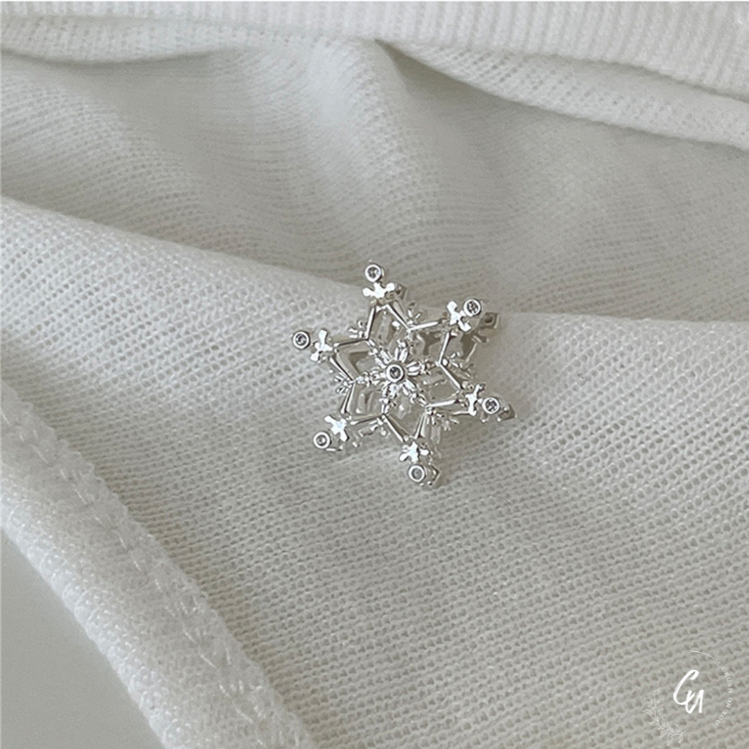 【1/15(水)〜NEW】SnowFlake Pierce