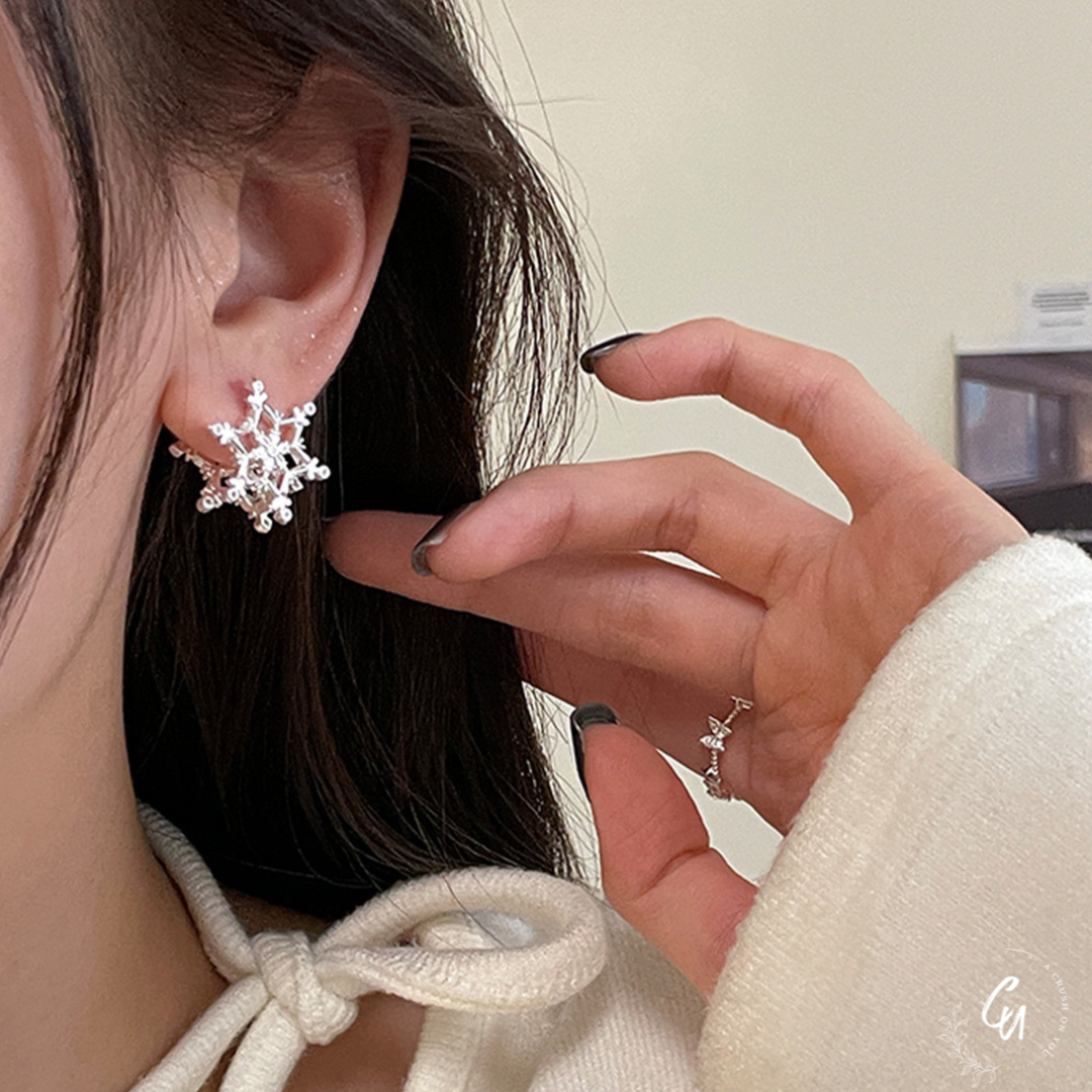 【1/15(水)〜NEW】SnowFlake Pierce