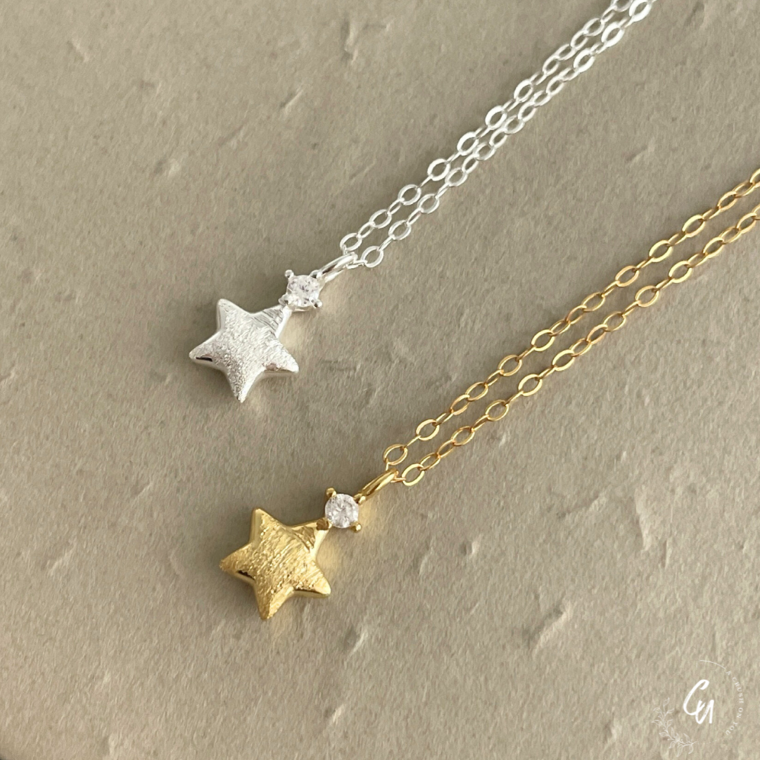 【2/3(月)〜NEW】Zircon Star Necklace