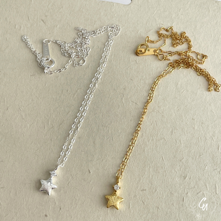 【8/17(日)〜再入荷】Zircon Star Necklace