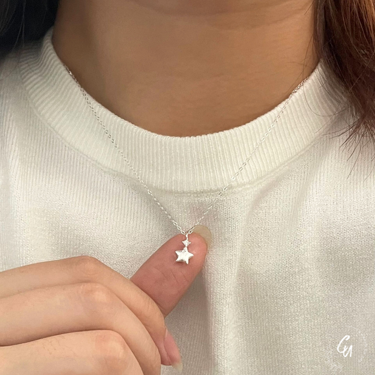 【8/17(日)〜再入荷】Zircon Star Necklace
